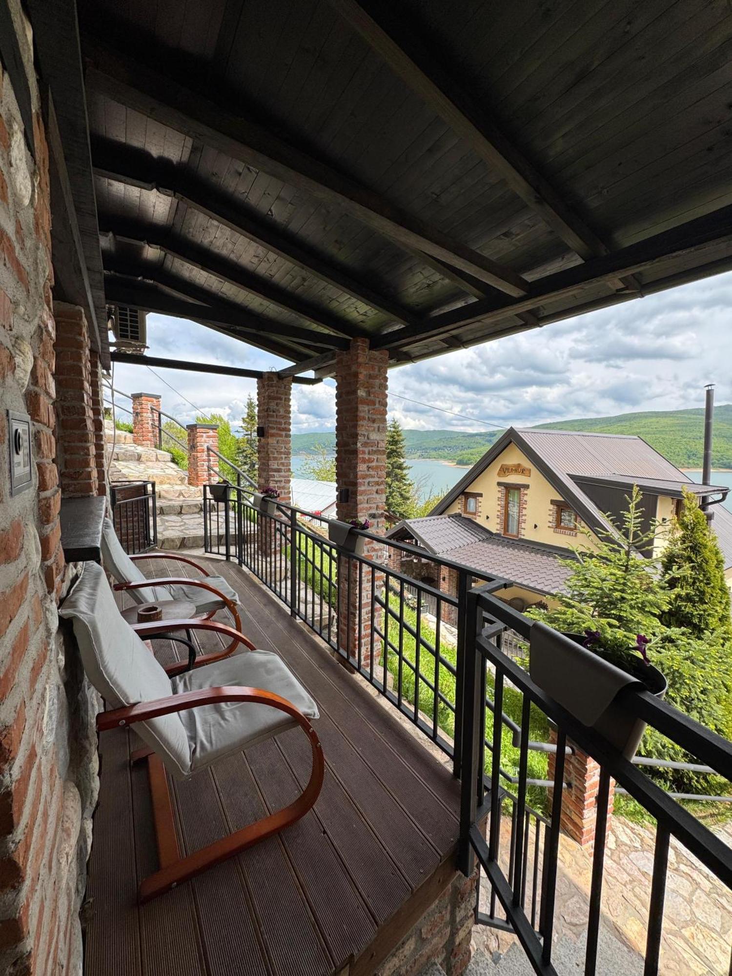 Villa Nur - Lake View Apartaments Mavrovi Anovi Dış mekan fotoğraf