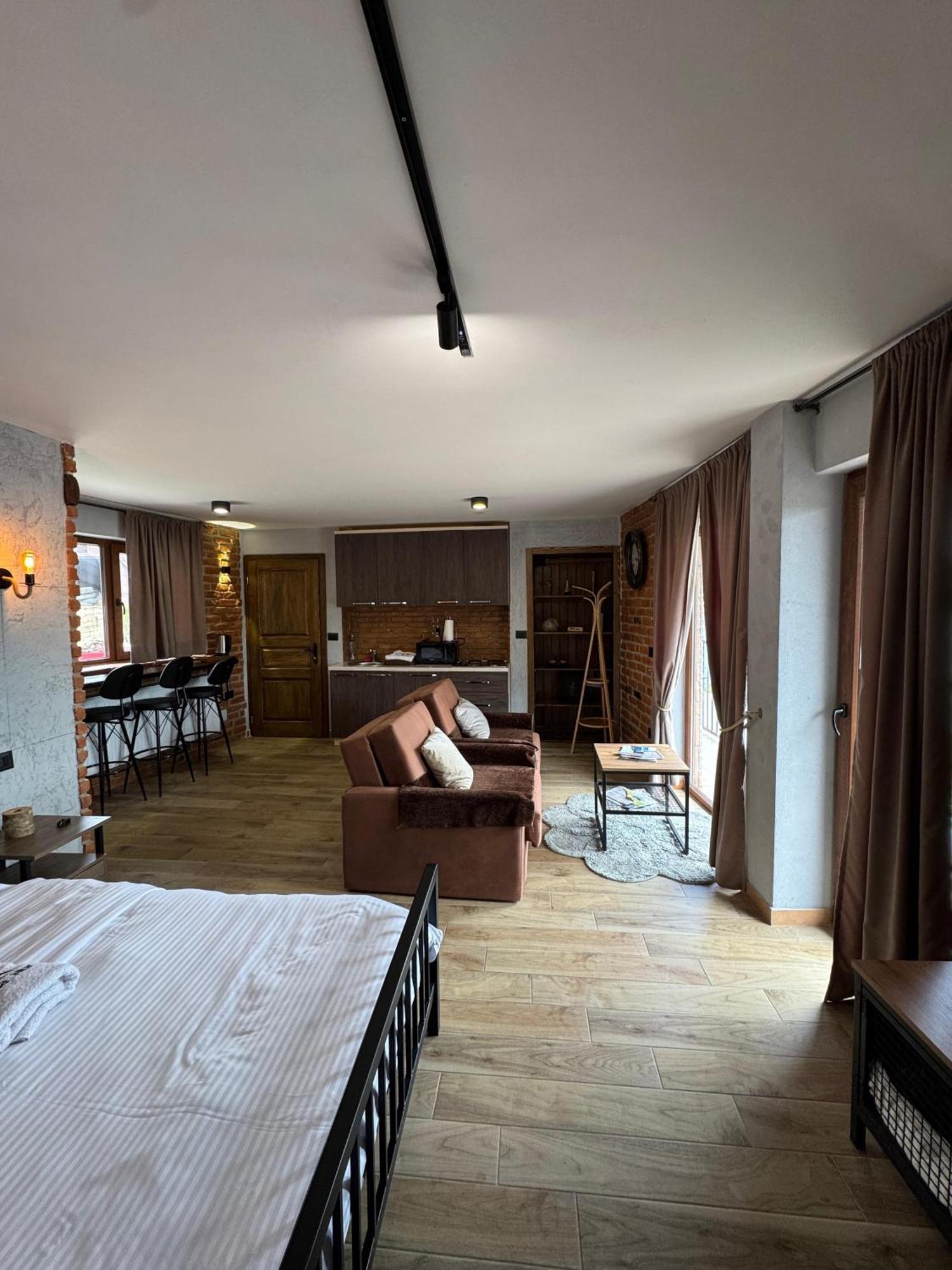 Villa Nur - Lake View Apartaments Mavrovi Anovi Dış mekan fotoğraf