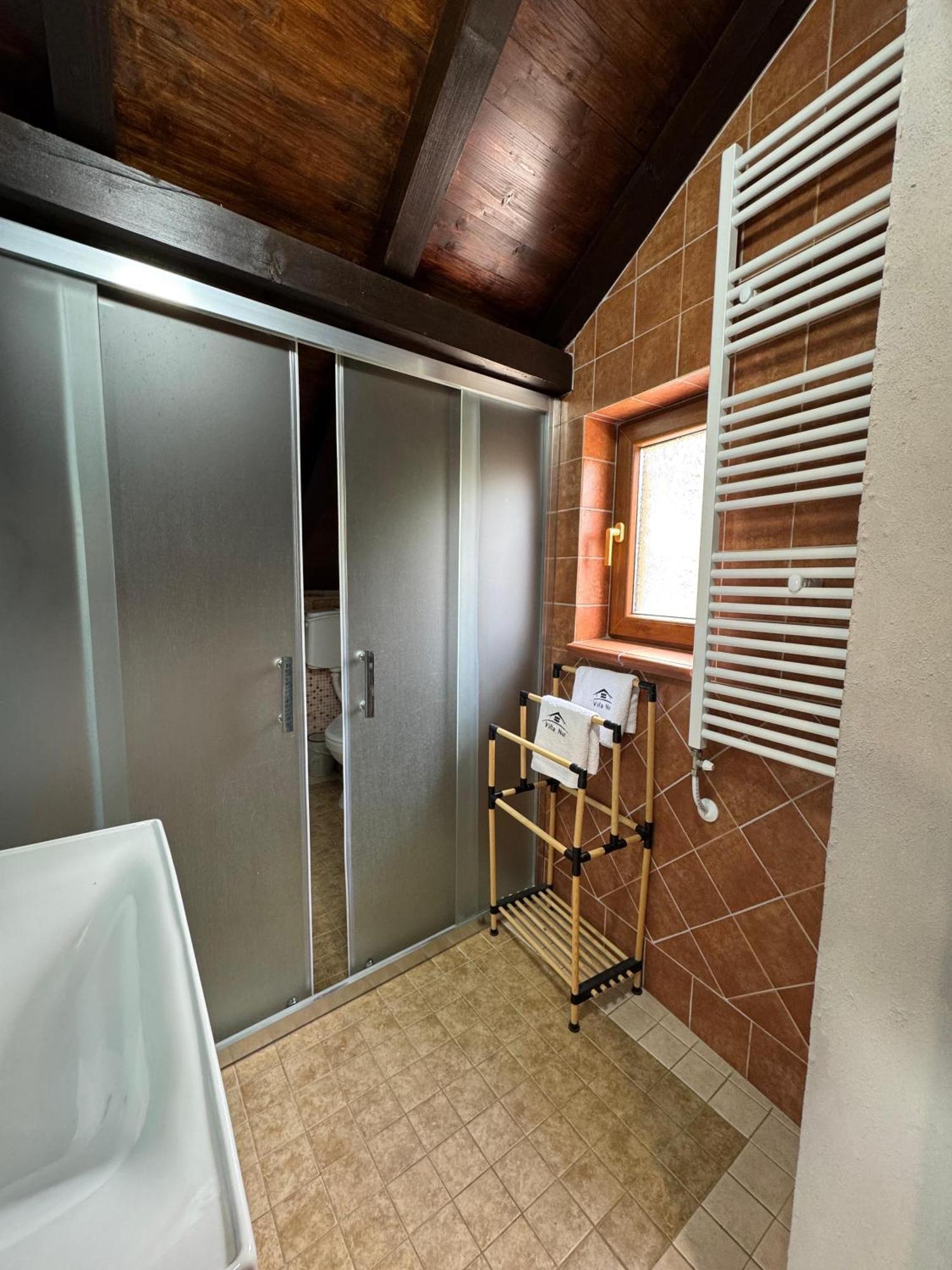 Villa Nur - Lake View Apartaments Mavrovi Anovi Dış mekan fotoğraf